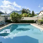 מלון Logis L'auberge De L'etable