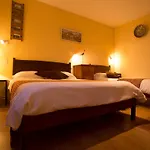 מלון Logis L'auberge De L'etable
