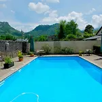 Logis L'auberge De L'etable מלון 2*