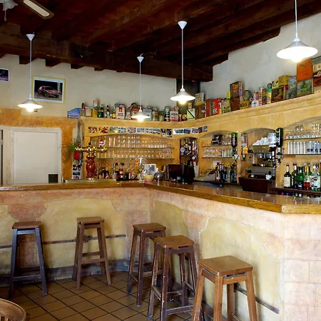 Logis L'auberge De L'etable 2*