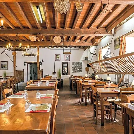 Logis L'auberge De L'etable מלון Montory