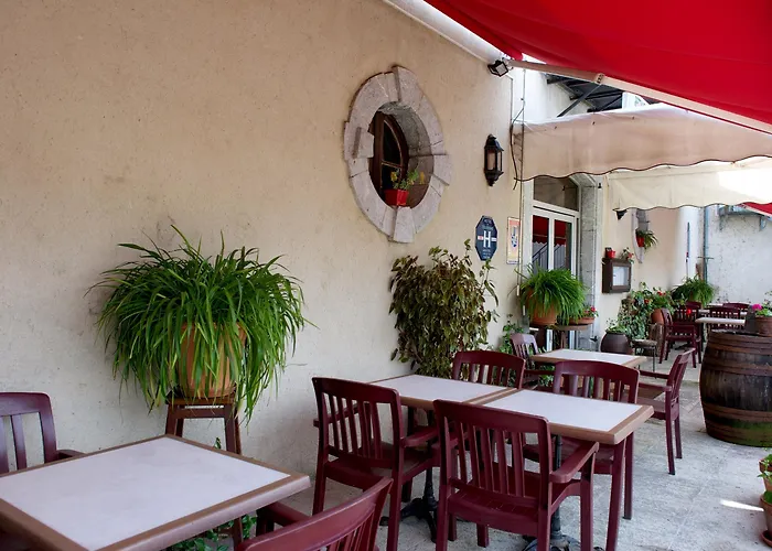 Hotel De L'etable 2*