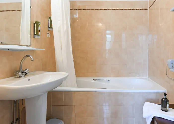 Hotel De L'etable 2*